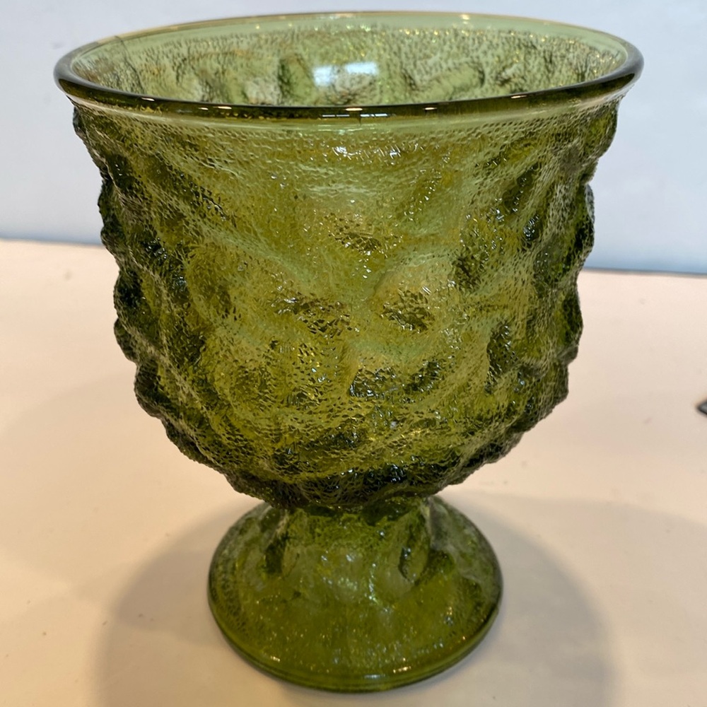 Vintage 1960s E. O. Brody Co. Cleveland Ohio USA Avocado Green Pedestal Vase